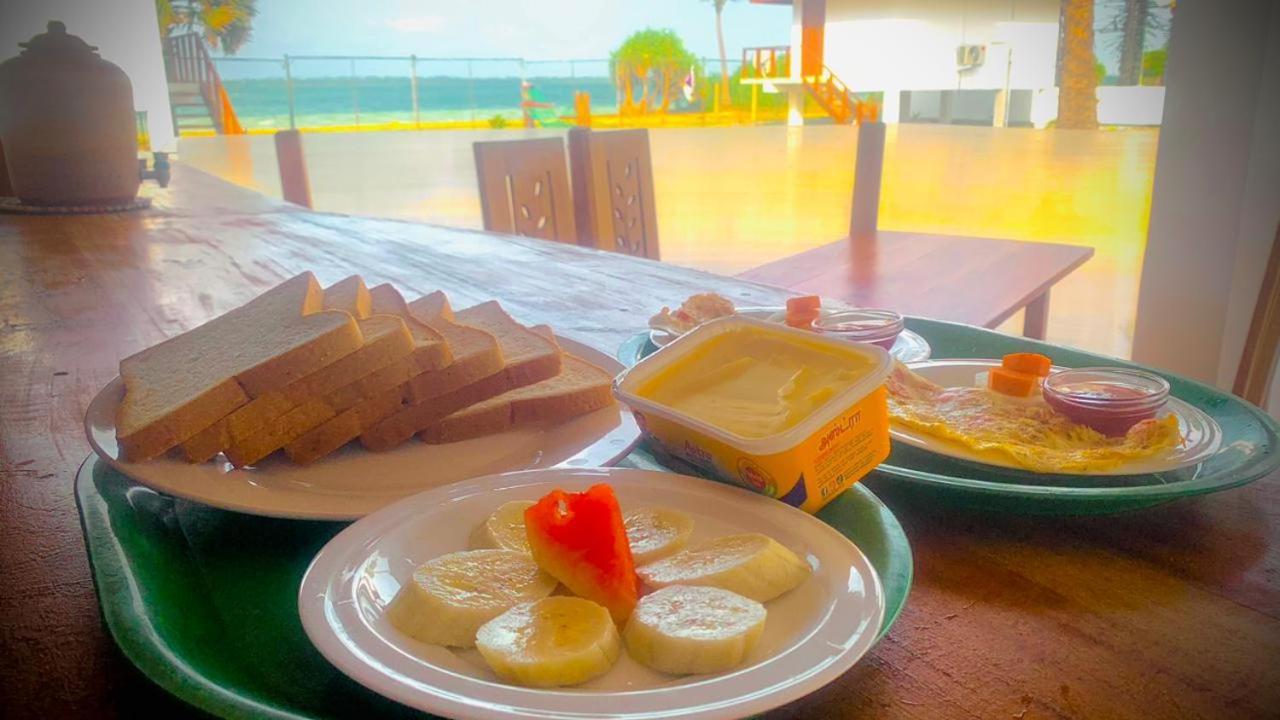 Palm Beach Resort Ceylon Jaffna Ngoại thất bức ảnh